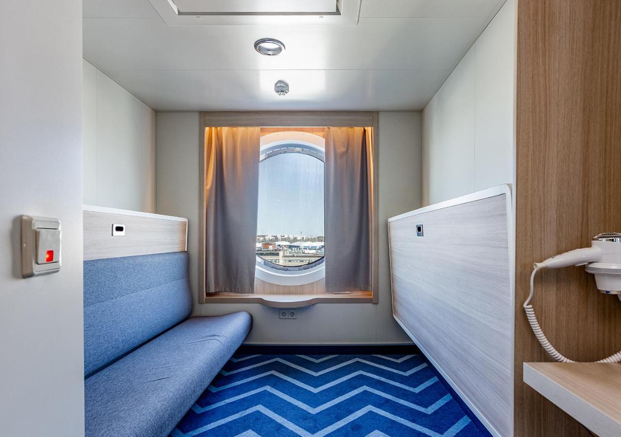 Viking Line Ferry Viking Glory - One-Way Journey From Stockholm To Turku Hotel Room photo